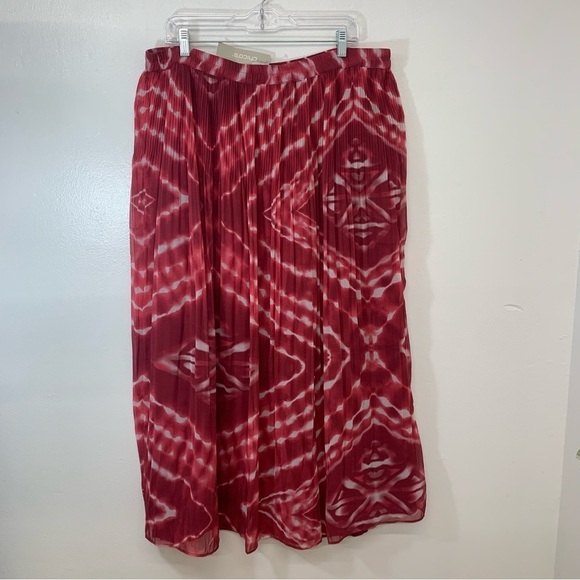 Chicos 3 Maxi Skirt US 16/18 Pull On  Pleated Cherry Red Print  Lined Boho Flowy - Picture 4 of 13